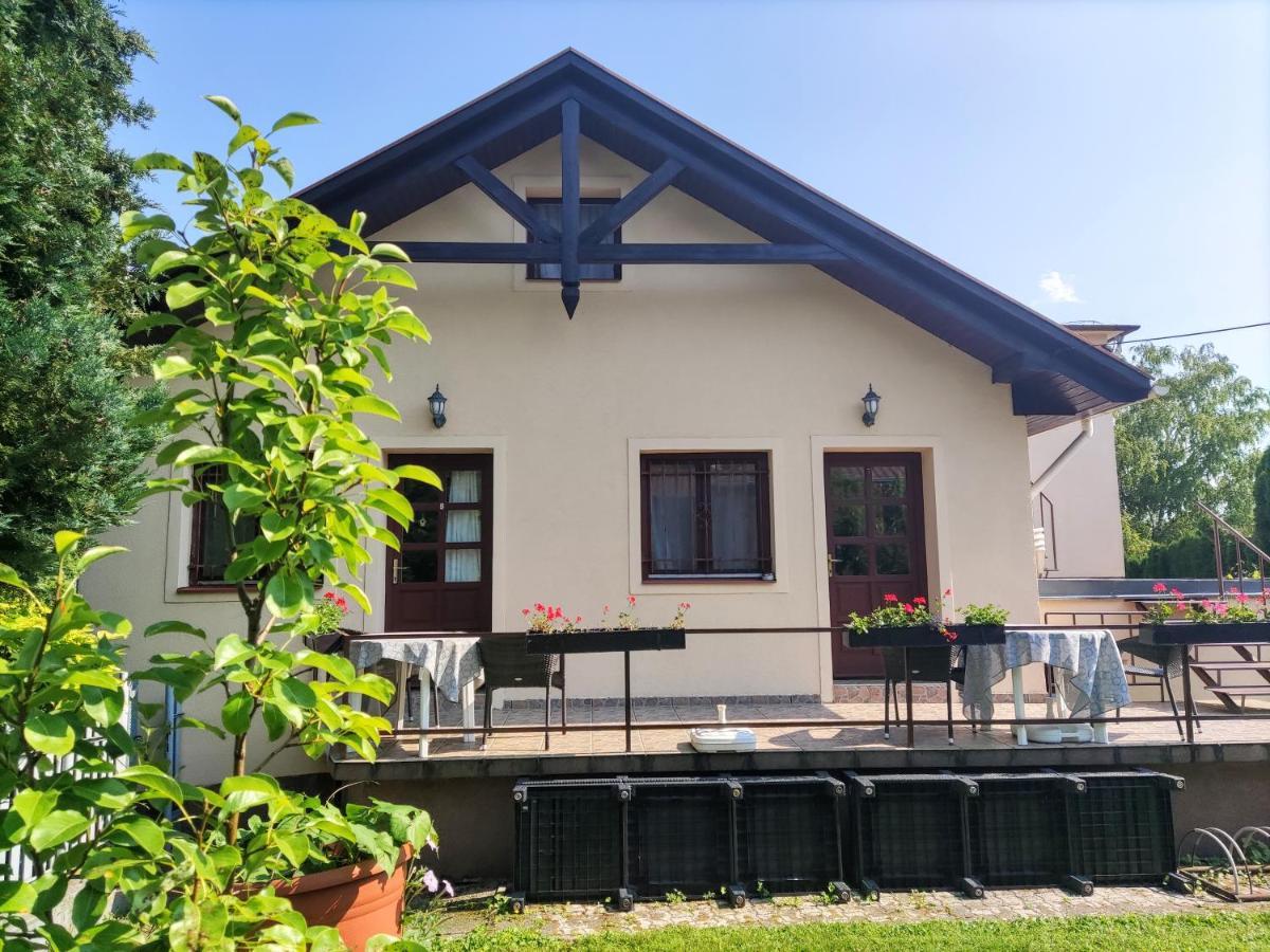 Feszek Apartmanhaz Vonyarcvashegy Ngoại thất bức ảnh